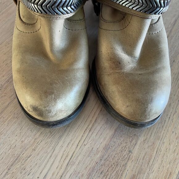 Gianni Bini Tan Leather Harness Cowboy Ankle Boots Studded Western Booties 6.5 - Picture 2 of 8